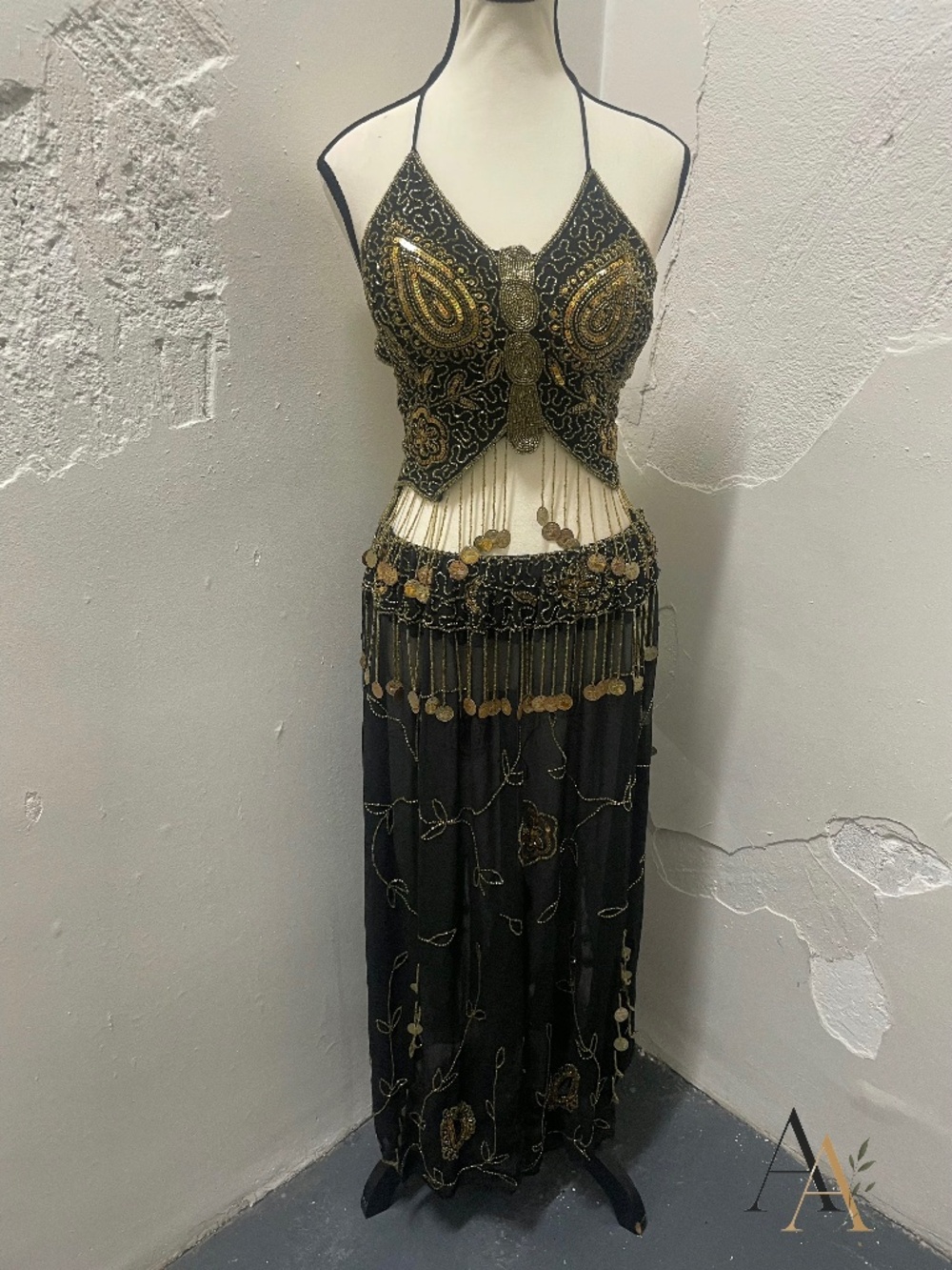 ✨ Stunning Vintage Hand-Beaded Middle Eastern Belly Dance Costume Set ✨